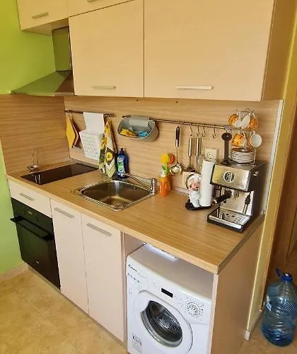 Dimi's River Park Apartment *